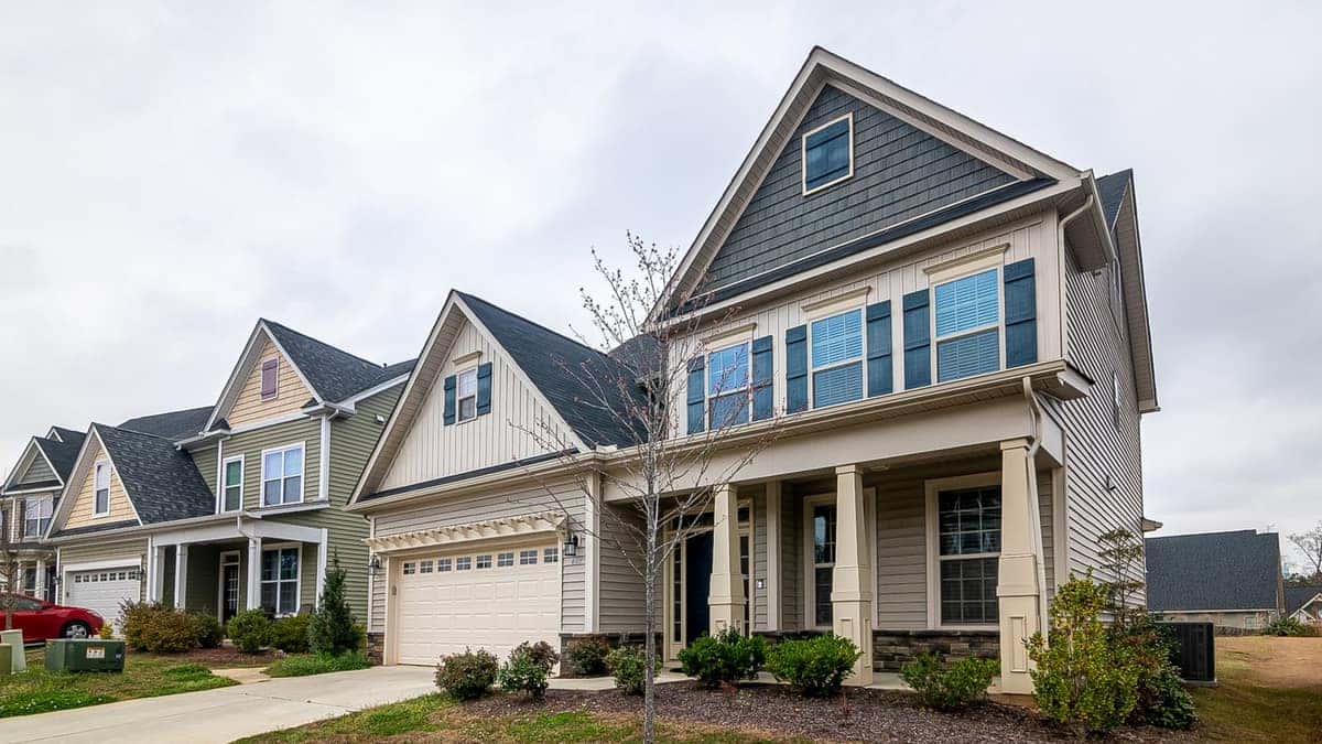 What Is a Roof Certification Letter, and Do You Need One to Sell Your Texas Home? - Texas hail corridor roofing guidance